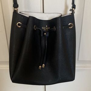 KATE SPADE NEW YORK Crossgrain Leather Drawstring Bucket Crossbody Bag Defect